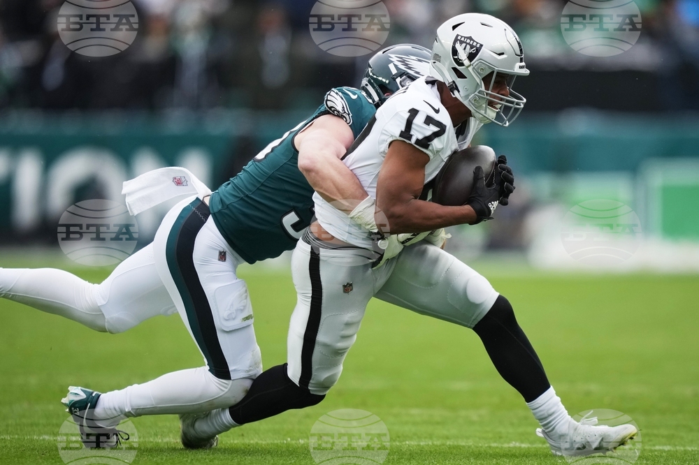 Raiders Eagles Football