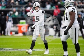 Raiders Eagles Football