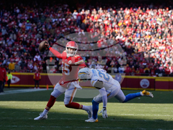 Chargers Chiefs Football