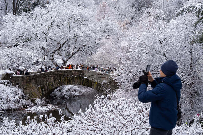 APTOPIX US Extreme Weather New York