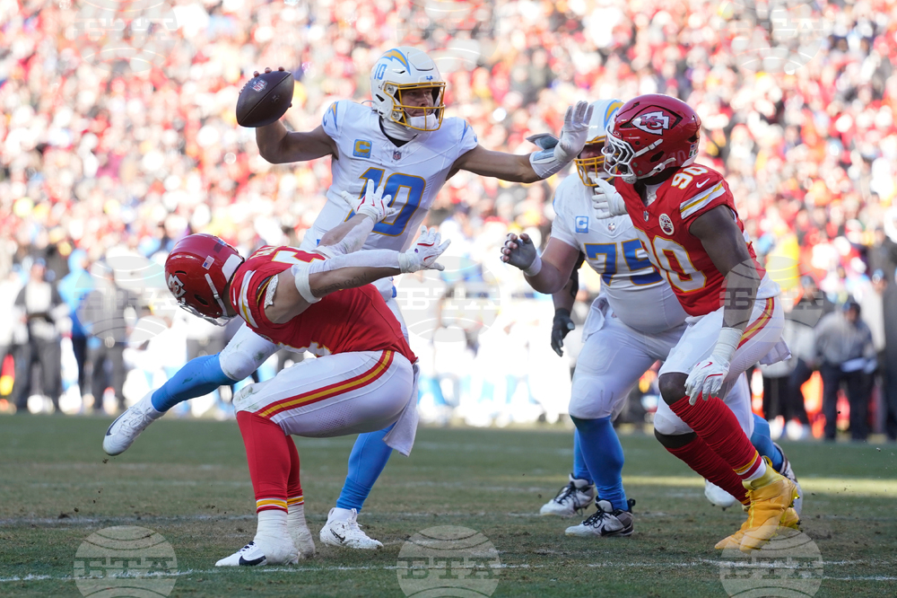 Chargers Chiefs Football