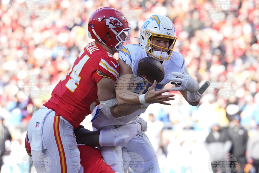 Chargers Chiefs Football