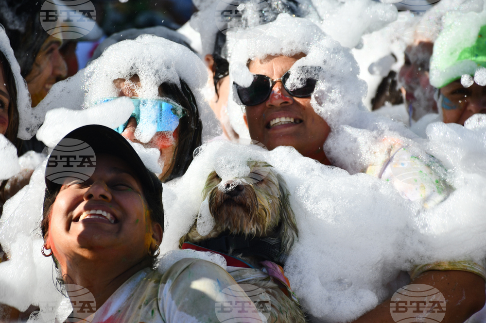 Venezuela Community Walk