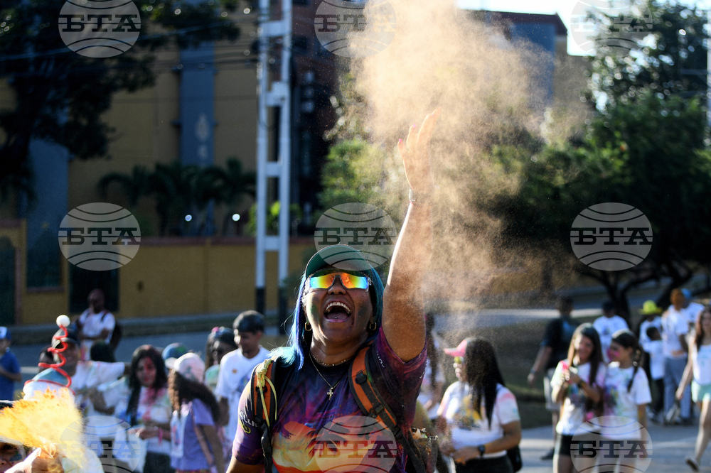 Venezuela Community Walk