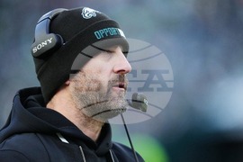 Raiders Eagles Football