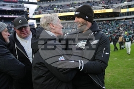 Raiders Eagles Football