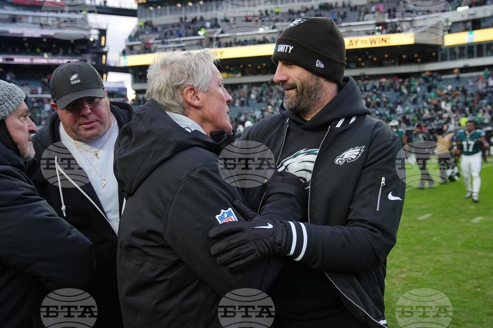 Raiders Eagles Football