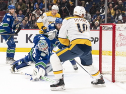 Predators Canucks Hockey