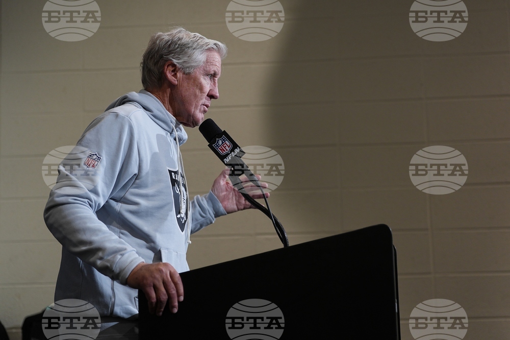 Raiders Eagles Football