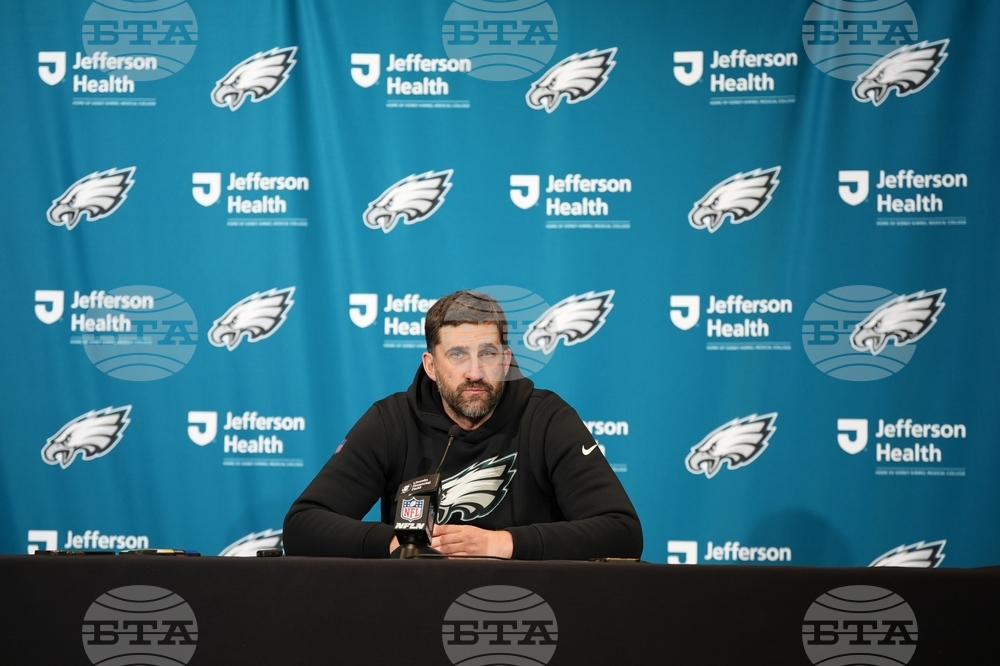 Raiders Eagles Football