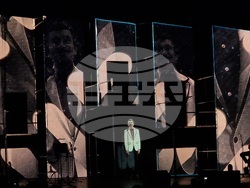 Спектакълът „100 години Георги Парцалев“ в зала 1 на НДК, снимка – Даниел Димитров/ БТА