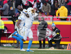 Chargers Chiefs Football