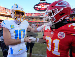 Chargers Chiefs Football