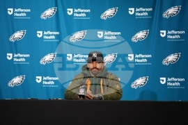 Raiders Eagles Football