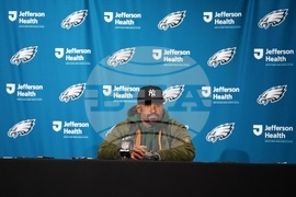 Raiders Eagles Football