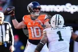 Packers Broncos Football