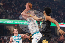 Hornets Cavaliers Basketball