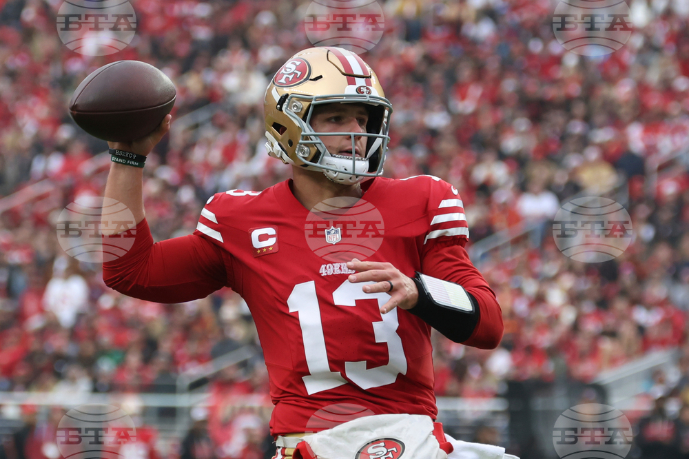 Titans 49ers Football