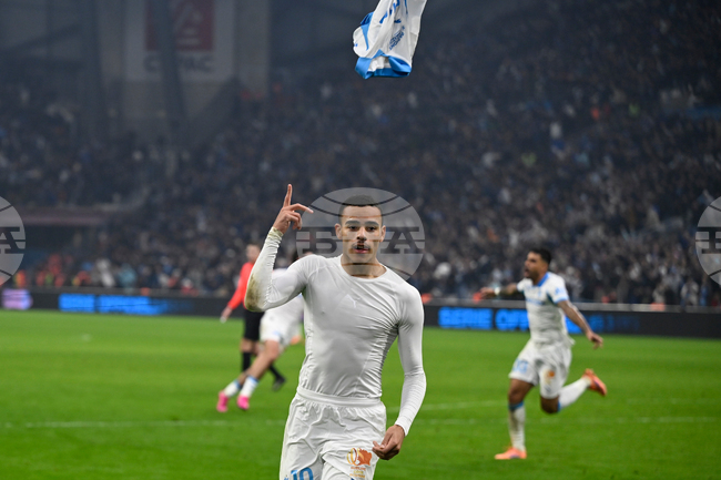 Мейсън Грийнууд бил пред раздяла с Олимпик Марсилия заради конфликт със спортния директор Бенатия