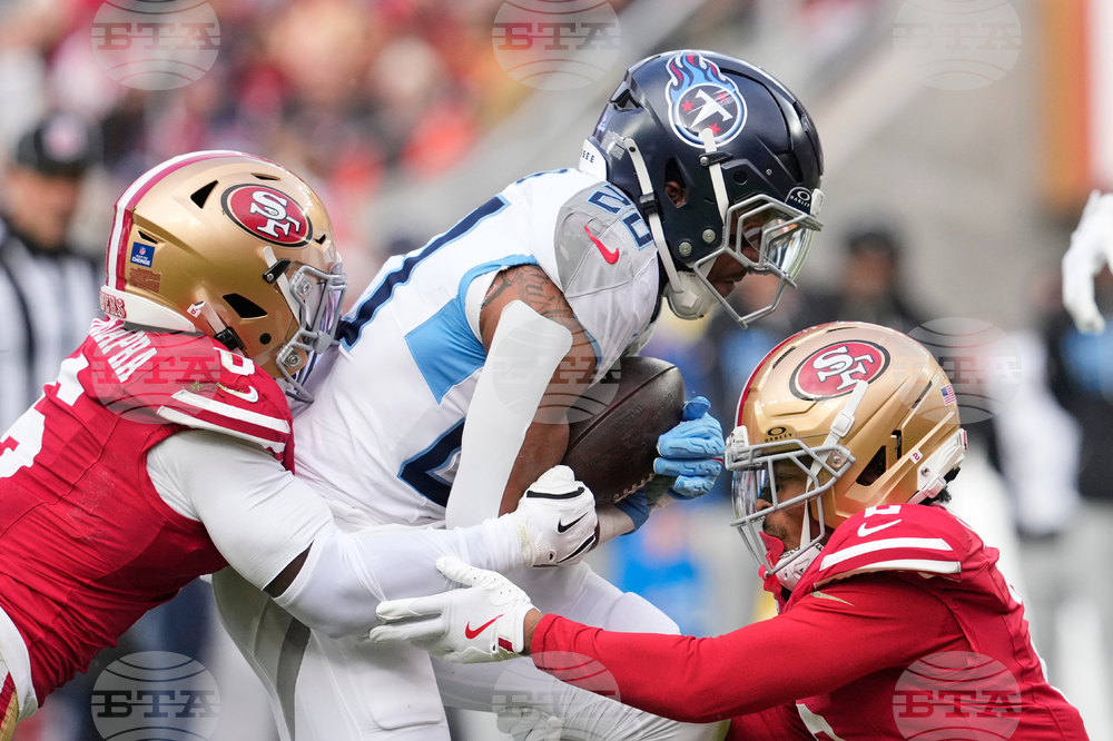 Titans 49ers Football
