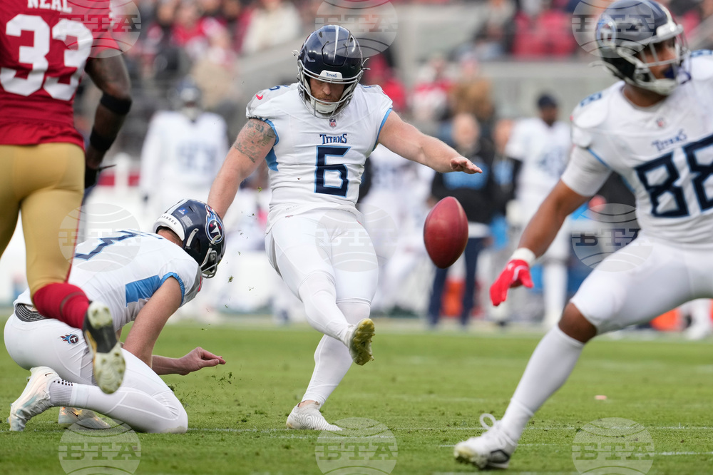 Titans 49ers Football