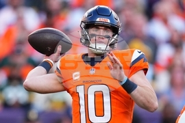 Packers Broncos Football