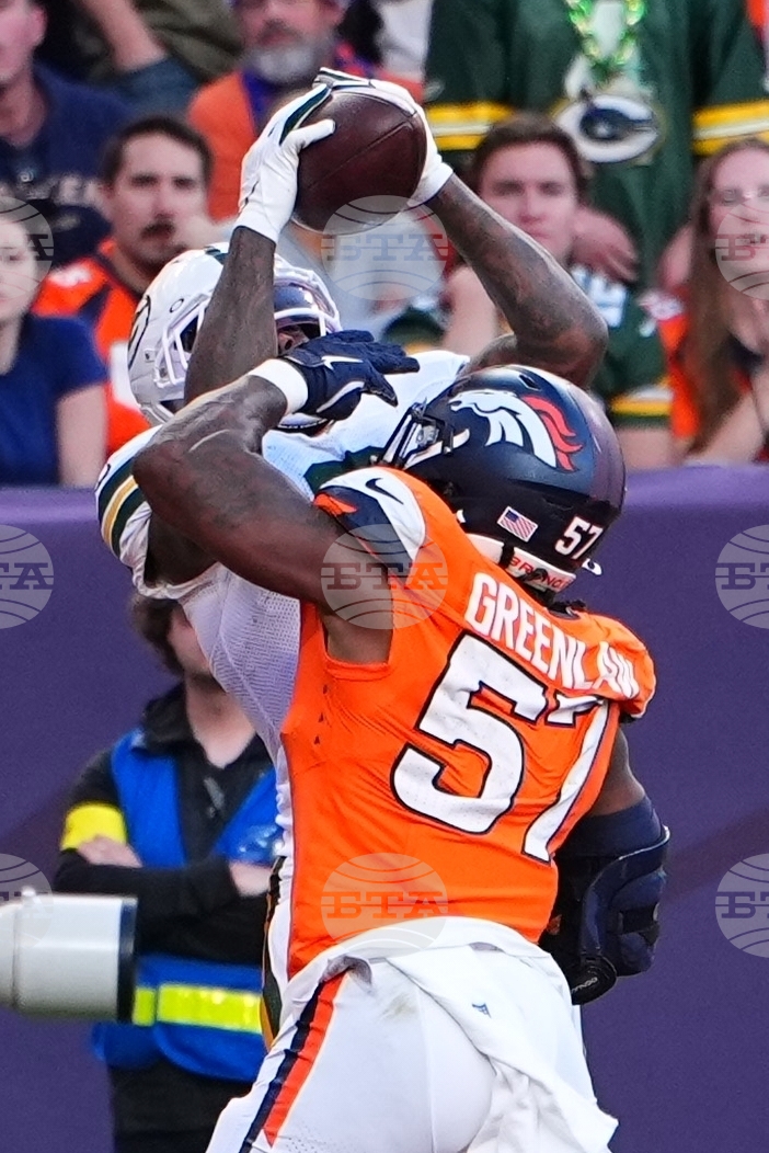 Packers Broncos Football