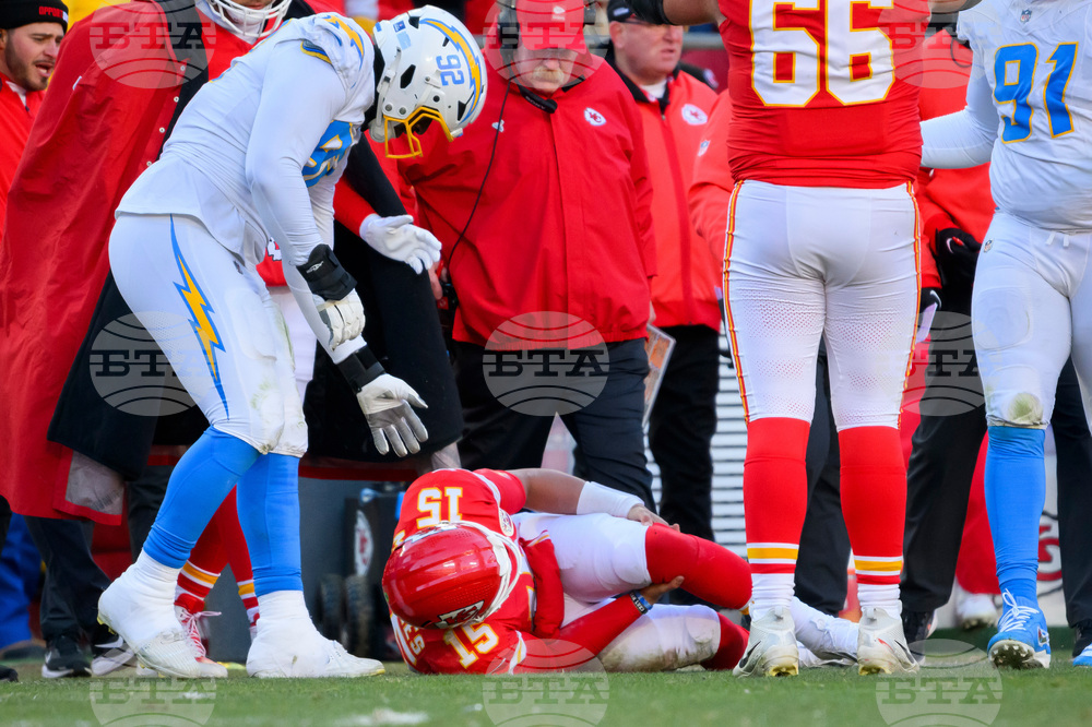 Chargers Chiefs Football