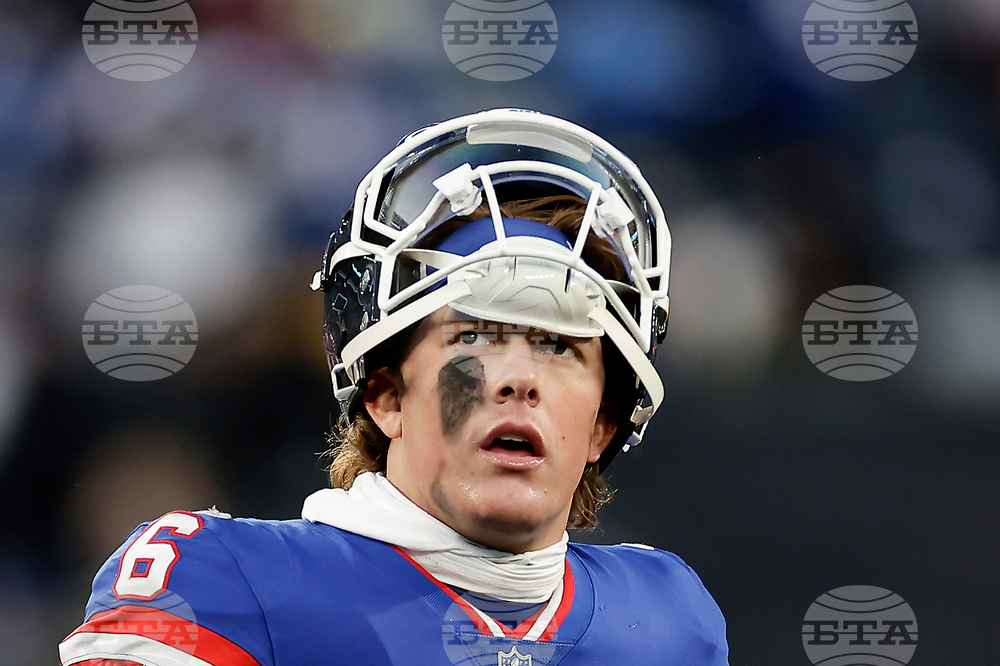 Commanders Giants Football