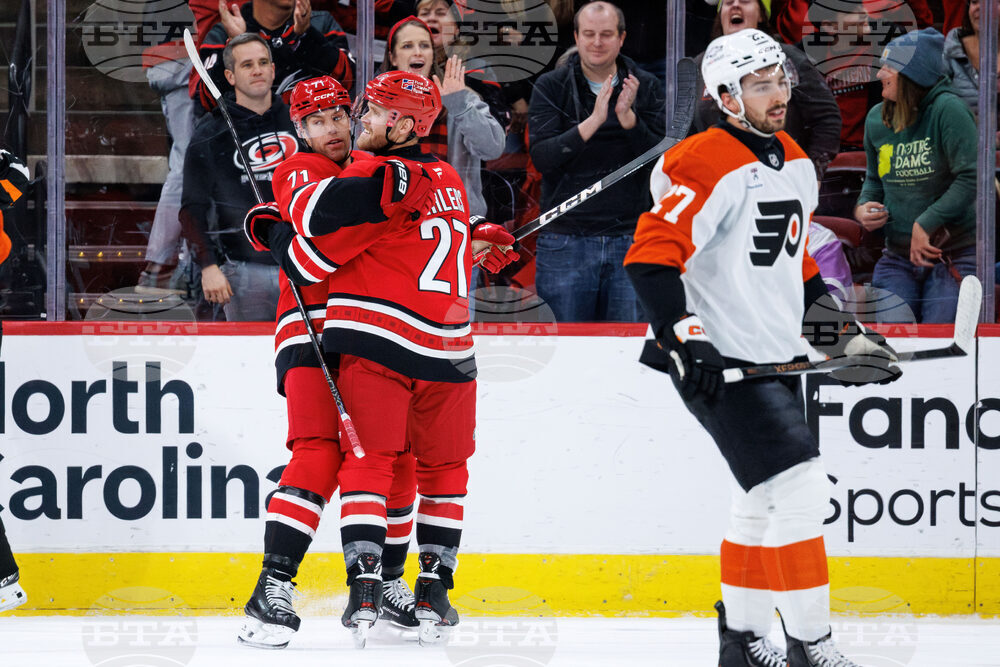 Flyers Hurricanes Hockey