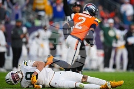 Packers Broncos Football