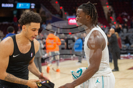 Hornets Cavaliers Basketball