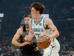 Hornets Cavaliers Basketball