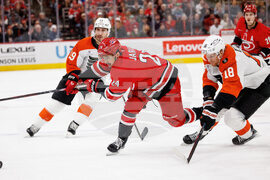 Flyers Hurricanes Hockey