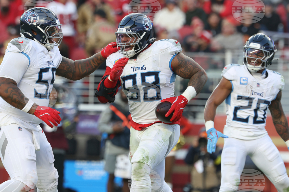 Titans 49ers Football