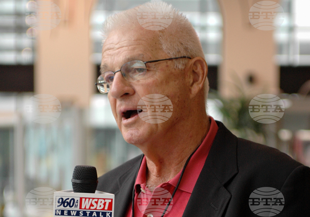 Obit Wiggin Football