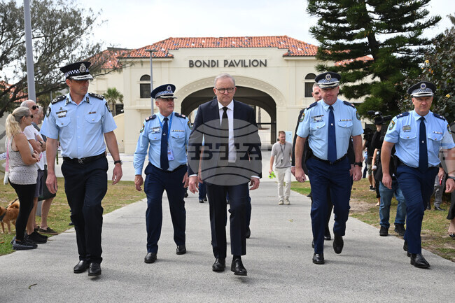Австралия ще обмисли въвеждането на по-строги закони за контрол над оръжията, заяви премиерът