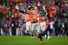 Packers Broncos Football