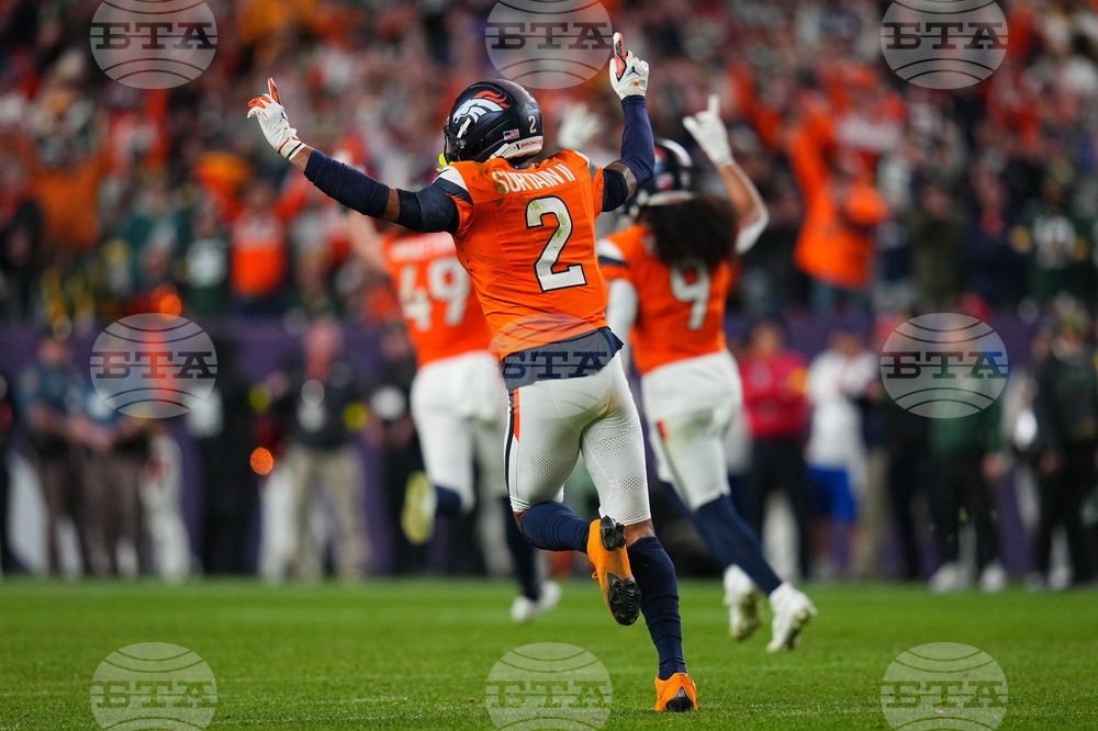 Packers Broncos Football