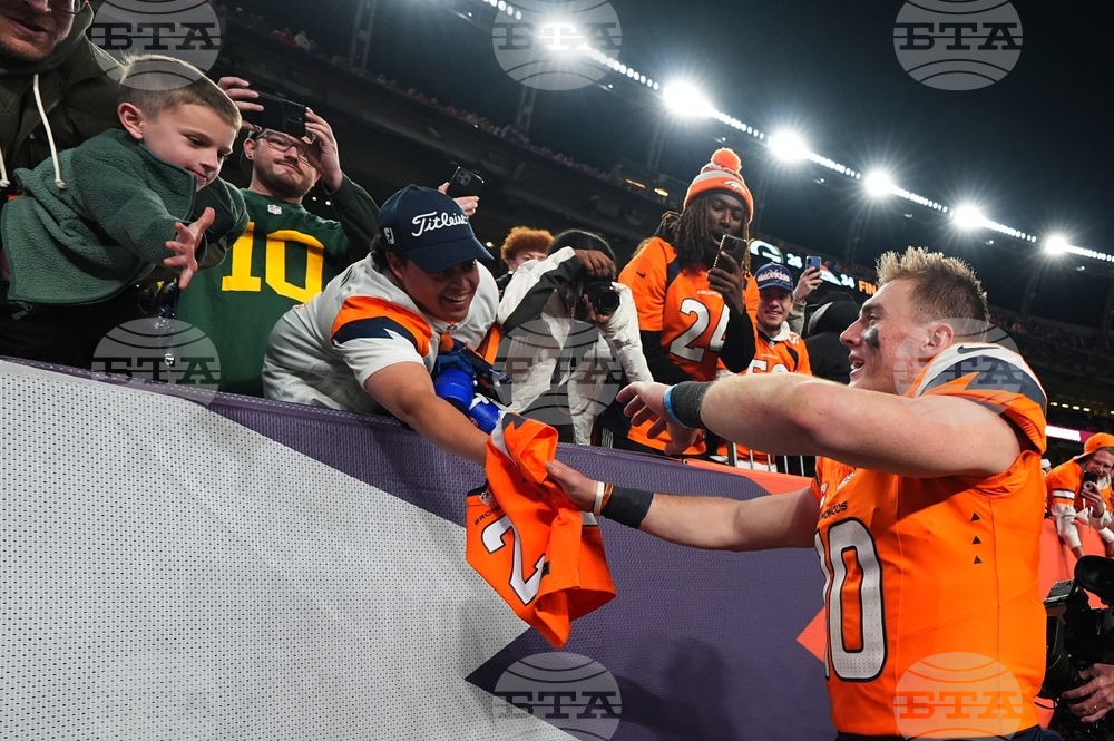 Packers Broncos Football