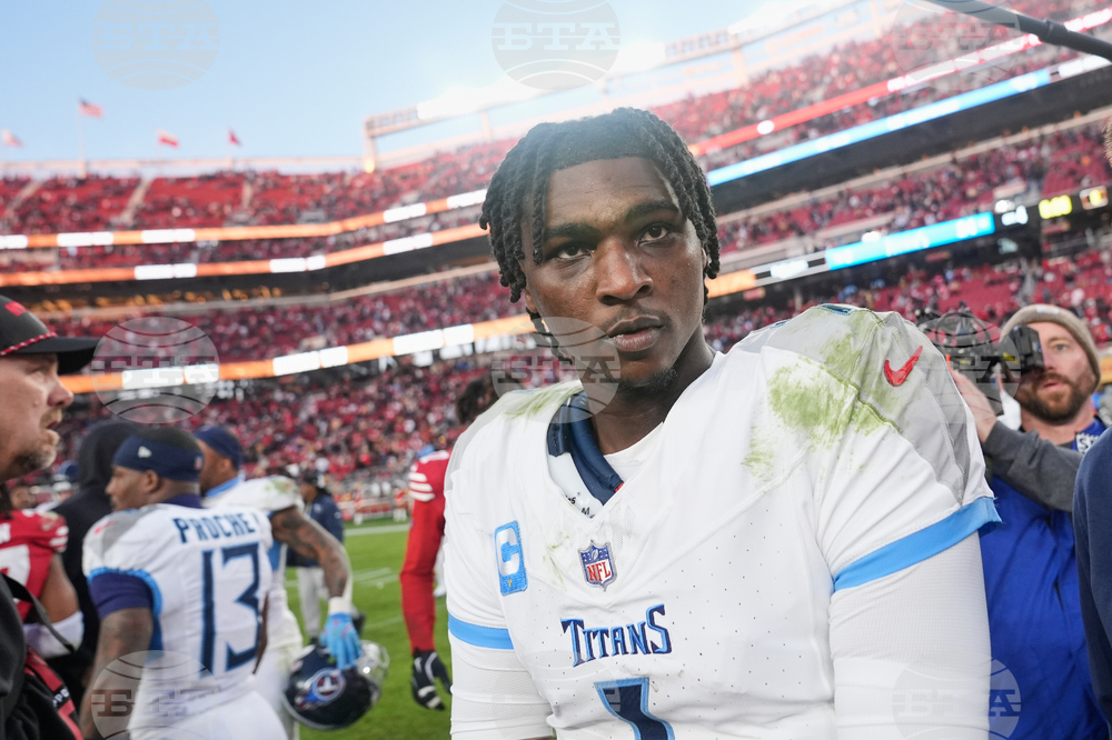 Titans 49ers Football