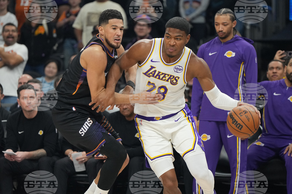 Lakers Suns Basketball