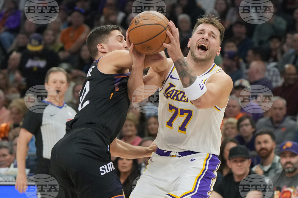 Lakers Suns Basketball