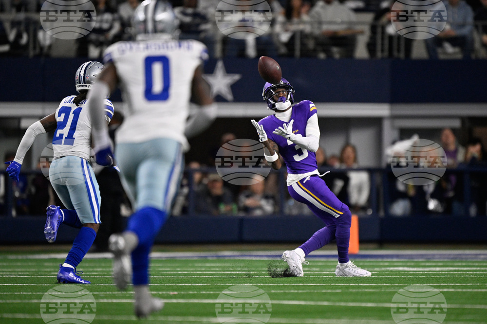 Vikings Cowboys Football