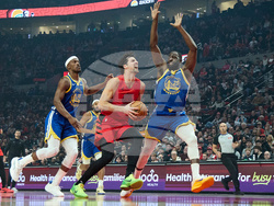 Warriors Trail Blazers Basketball