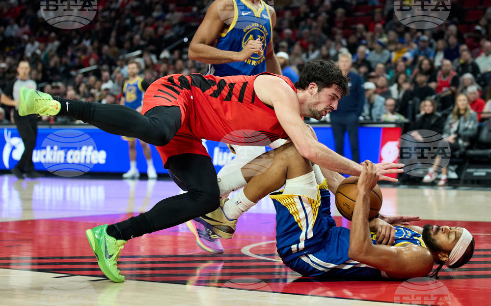 Warriors Trail Blazers Basketball