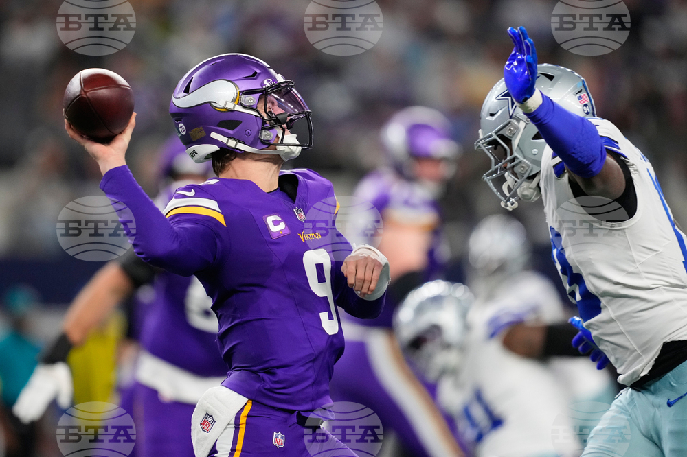 Vikings Cowboys Football