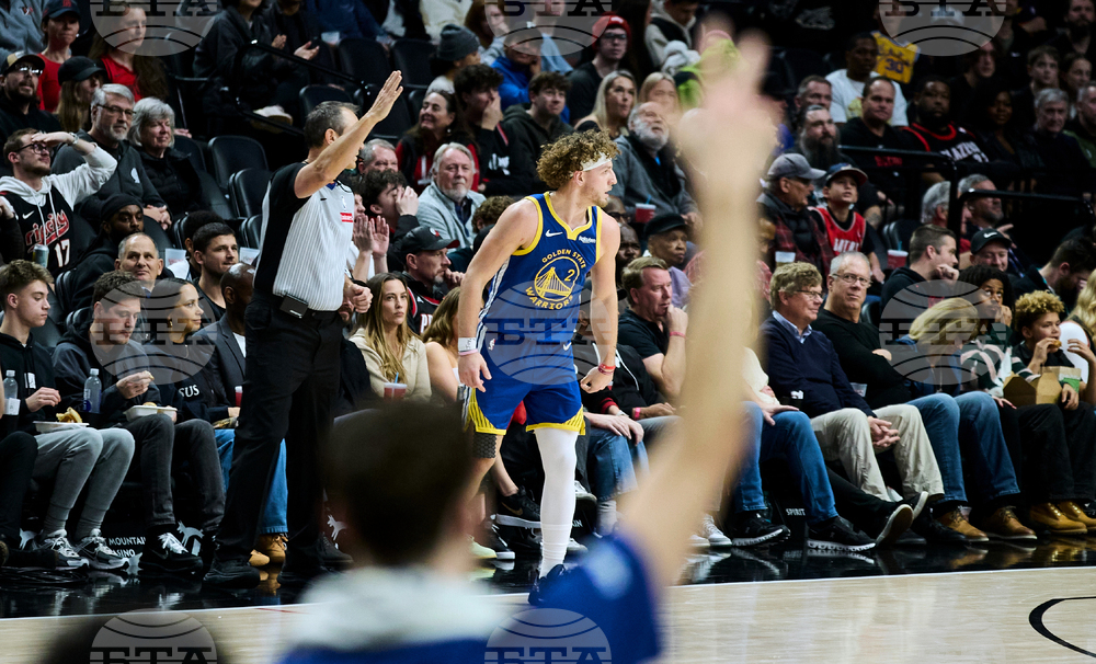 Warriors Trail Blazers Basketball