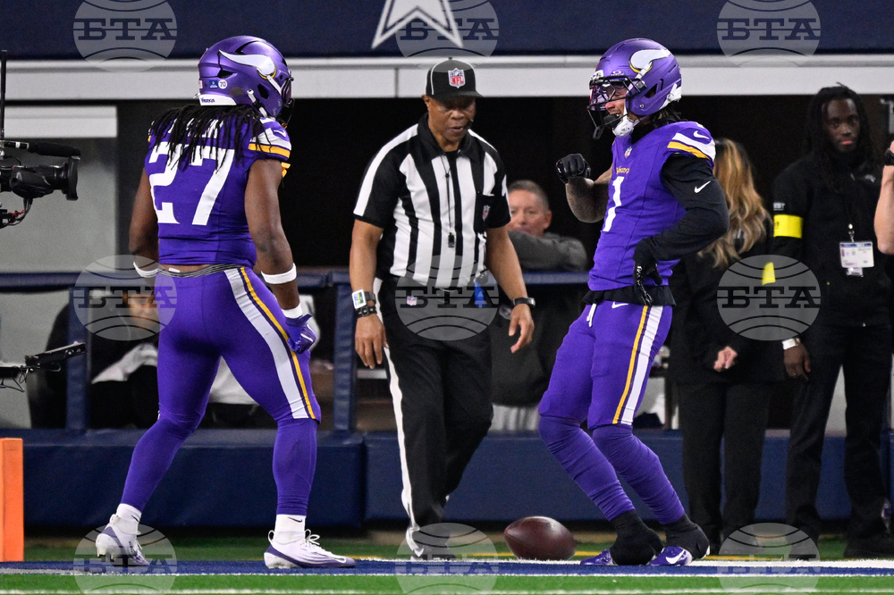 Vikings Cowboys Football