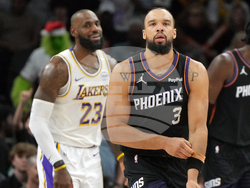 Lakers Suns Basketball